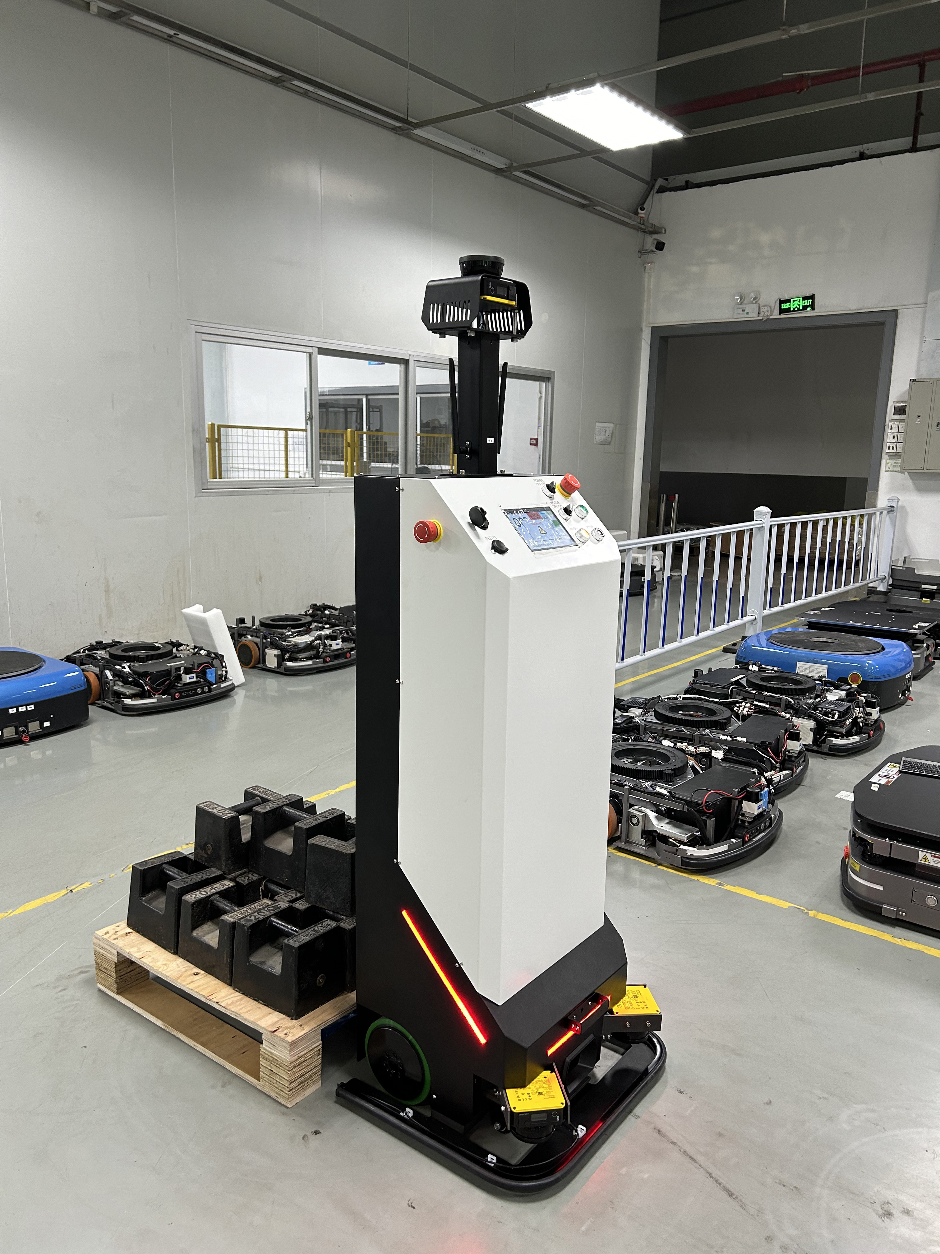 Automatic Forklift FMR：WFL-300L